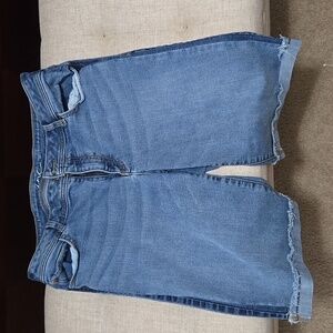 INC. JEAN SHORTS SIZE 12